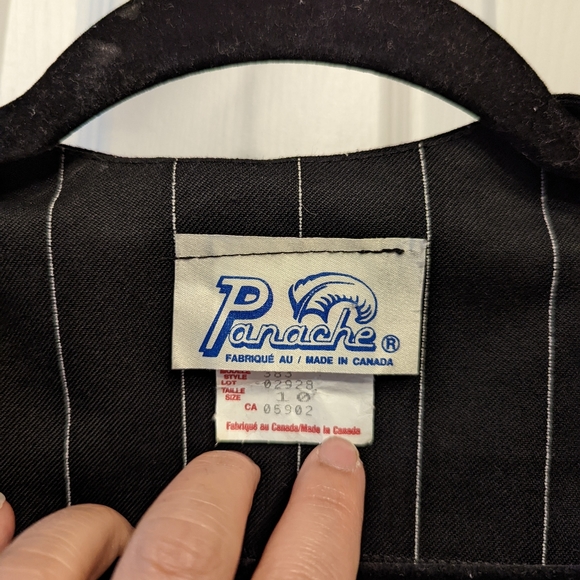 Vintage Pinstripe Blazer Made in Canada - Picture 4 of 4